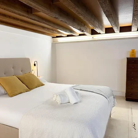 The Iconic Loft En Centro - Renovado *
