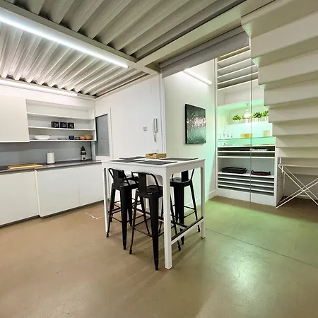 The Iconic Loft En Centro - Renovado Vigo